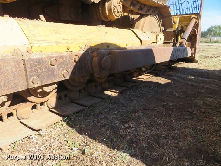 image for item DF9822 1981 Caterpillar D5B dozer