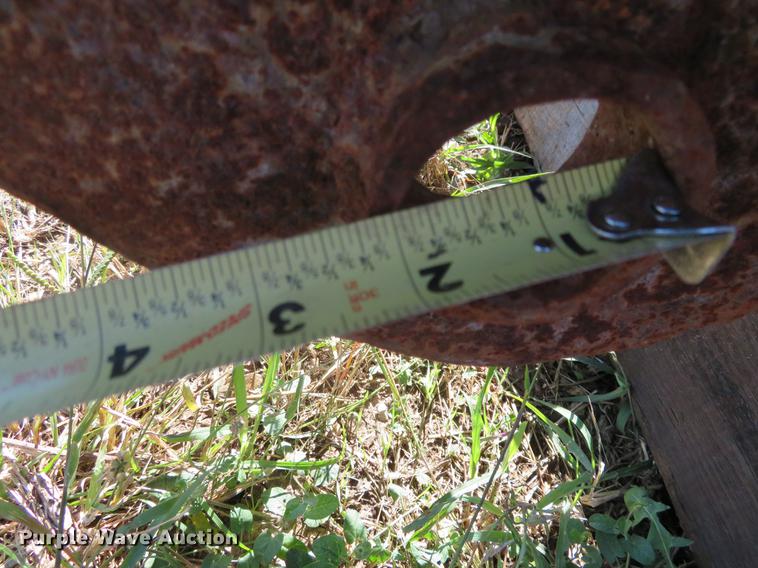 image for item DF9827 (2) steel backhoe buckets