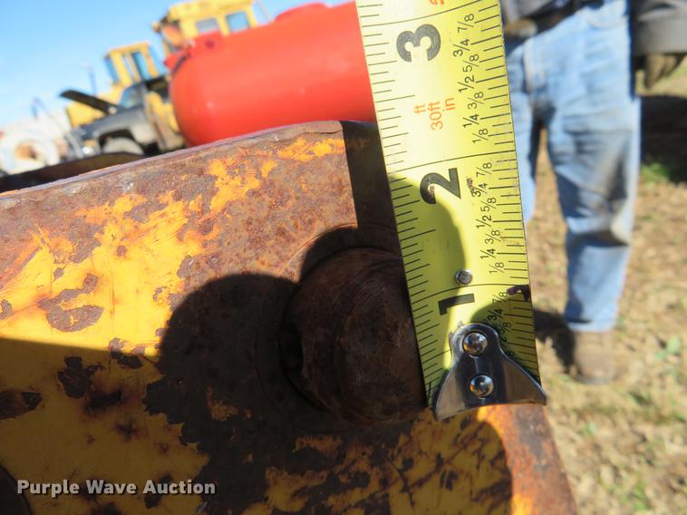 image for item DF9828 Central Fabricators Inc. 3000 steel backhoe bucket