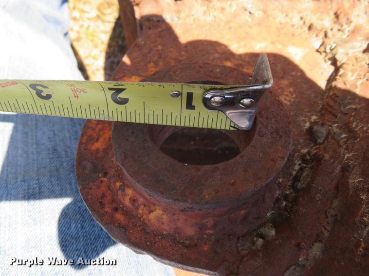 image for item DF9829 (2) steel backhoe buckets