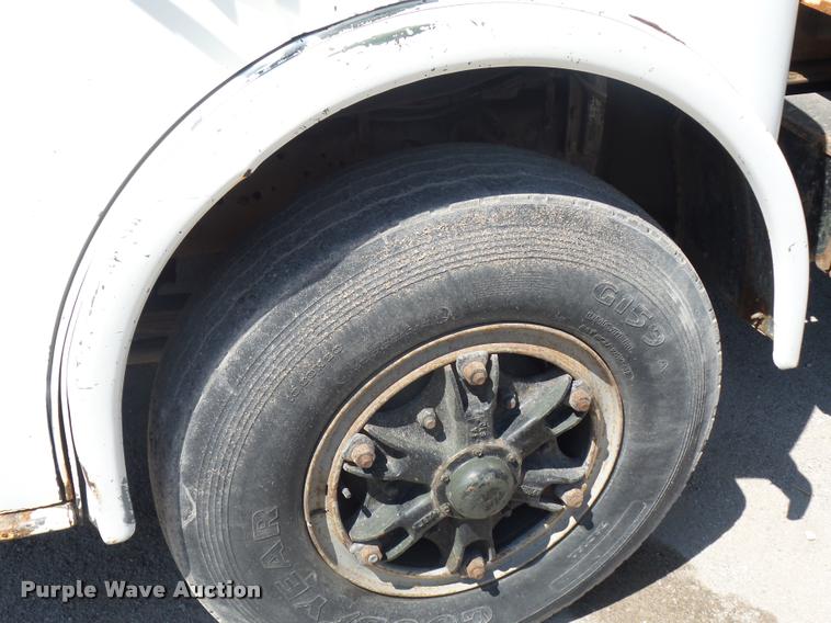 image for item DJ9503 1989 Ford C8000 dump truck