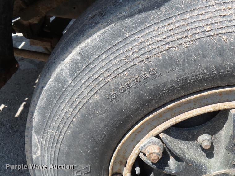 image for item DJ9503 1989 Ford C8000 dump truck