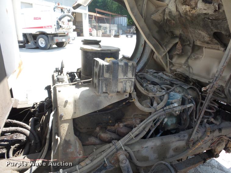 image for item DJ9503 1989 Ford C8000 dump truck