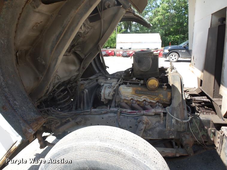 image for item DJ9503 1989 Ford C8000 dump truck