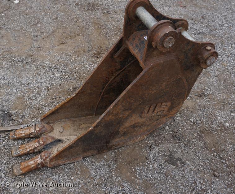 image for item DN9497 WB excavator bucket