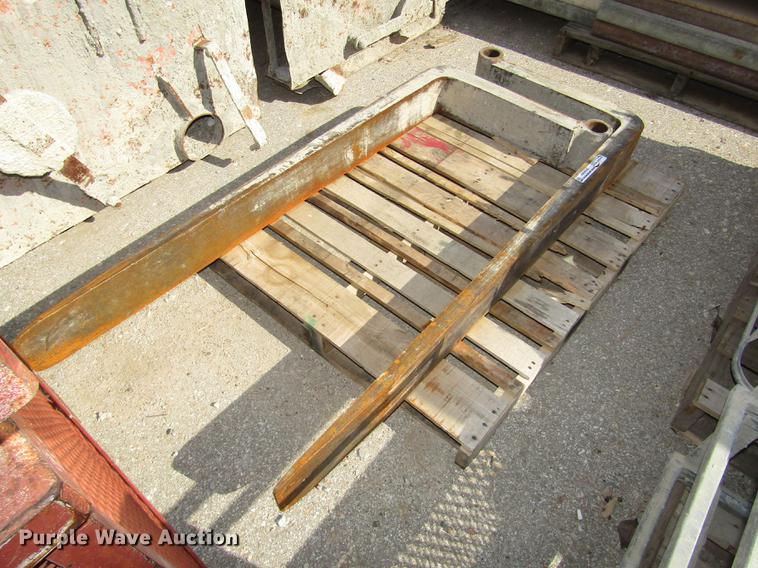 image for item DO9085 (2) 60"L x 6"W pallet forks