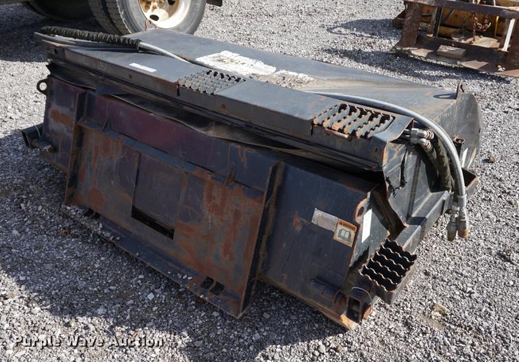 image for item DS9444 Caterpillar BP18 skid steer broom