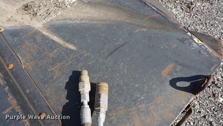 image for item DS9444 Caterpillar BP18 skid steer broom