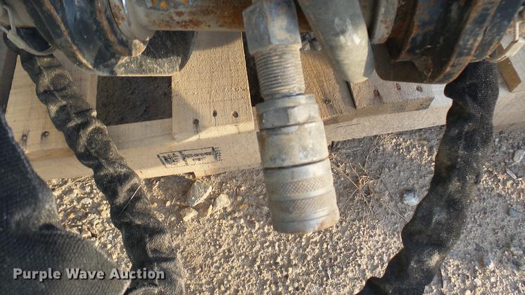 image for item DW9230 2015 Caterpillar H55EP hammer