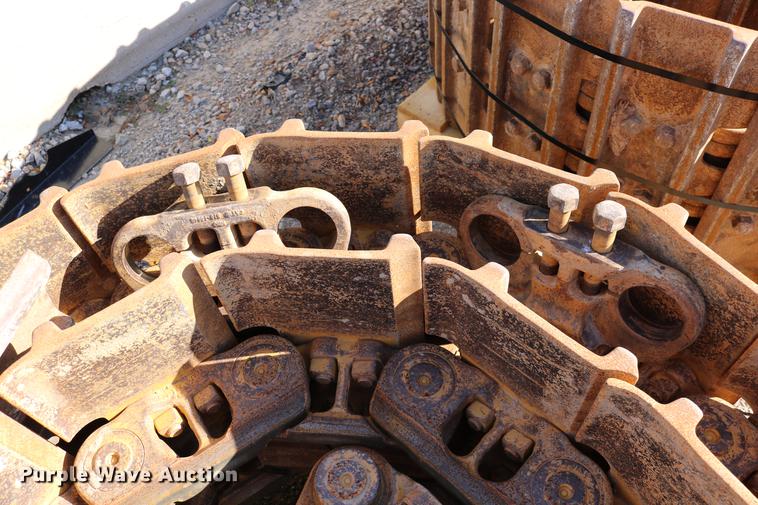 image for item DW9987 Caterpillar 963D double grouser system one track groups