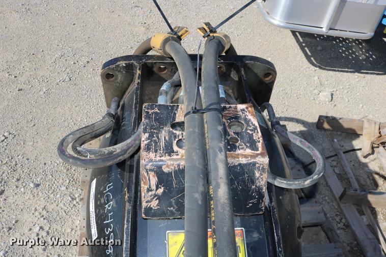 image for item DW9999 2014 Caterpillar H115ES flat top hammer