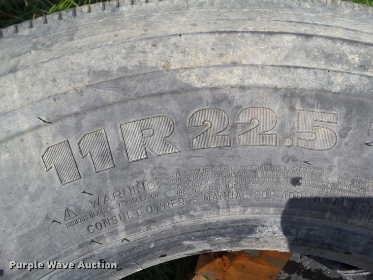 image for item DZ9001 (5) tires