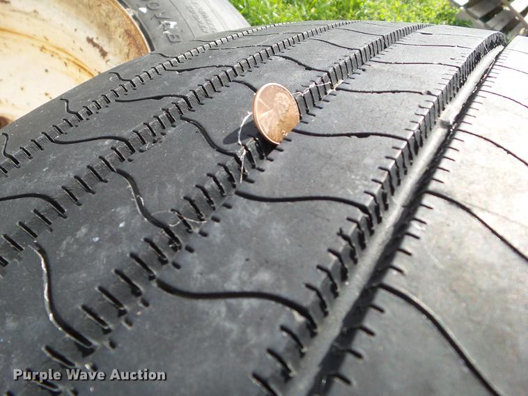 image for item DZ9001 (5) tires