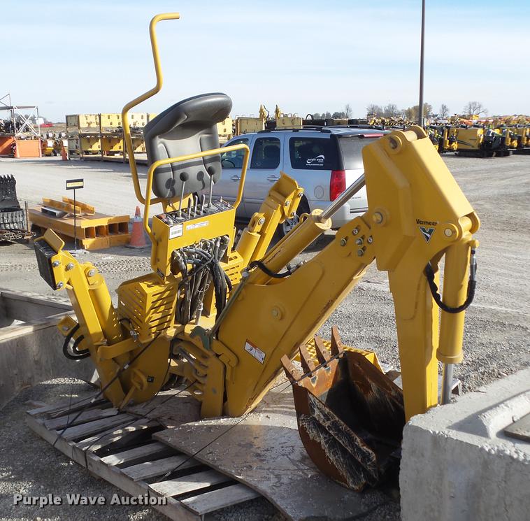 image for item DZ9028 2016 Vermeer B1250 trencher backhoe attachment