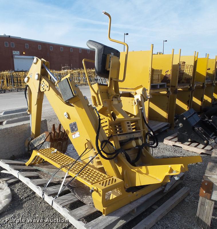 image for item DZ9028 2016 Vermeer B1250 trencher backhoe attachment