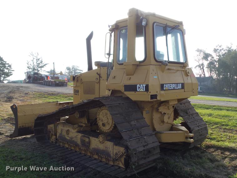 image for item DZ9038 1986 Caterpillar D4H LGP dozer