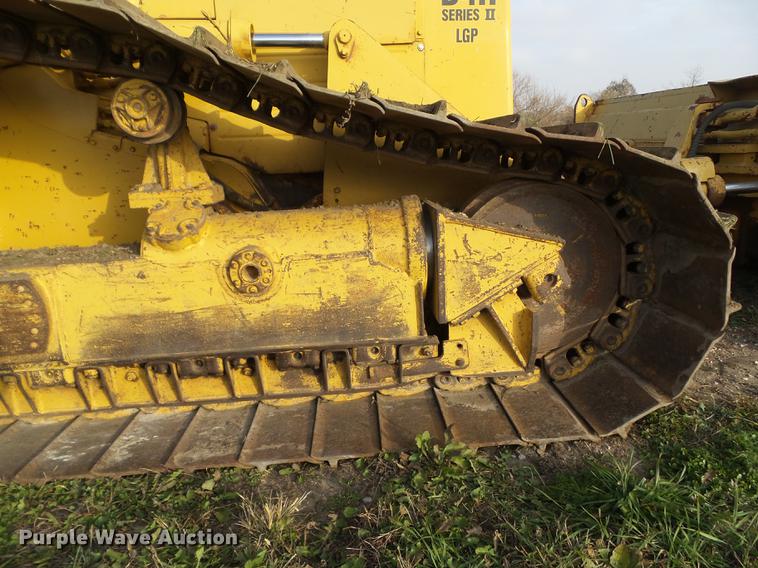 image for item DZ9038 1986 Caterpillar D4H LGP dozer