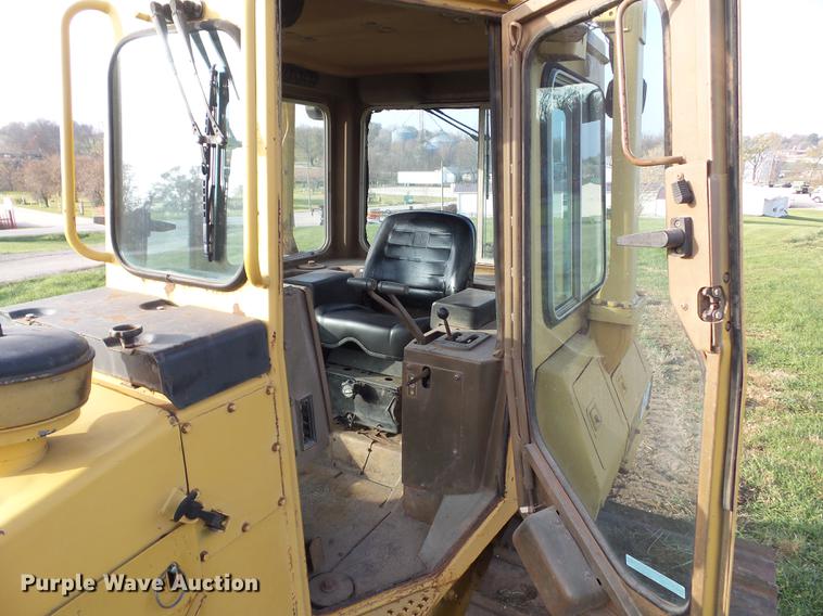 image for item DZ9038 1986 Caterpillar D4H LGP dozer