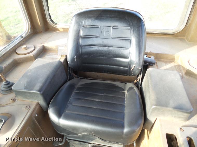 image for item DZ9038 1986 Caterpillar D4H LGP dozer