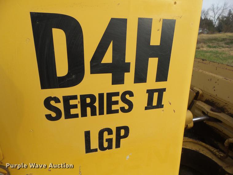 image for item DZ9038 1986 Caterpillar D4H LGP dozer