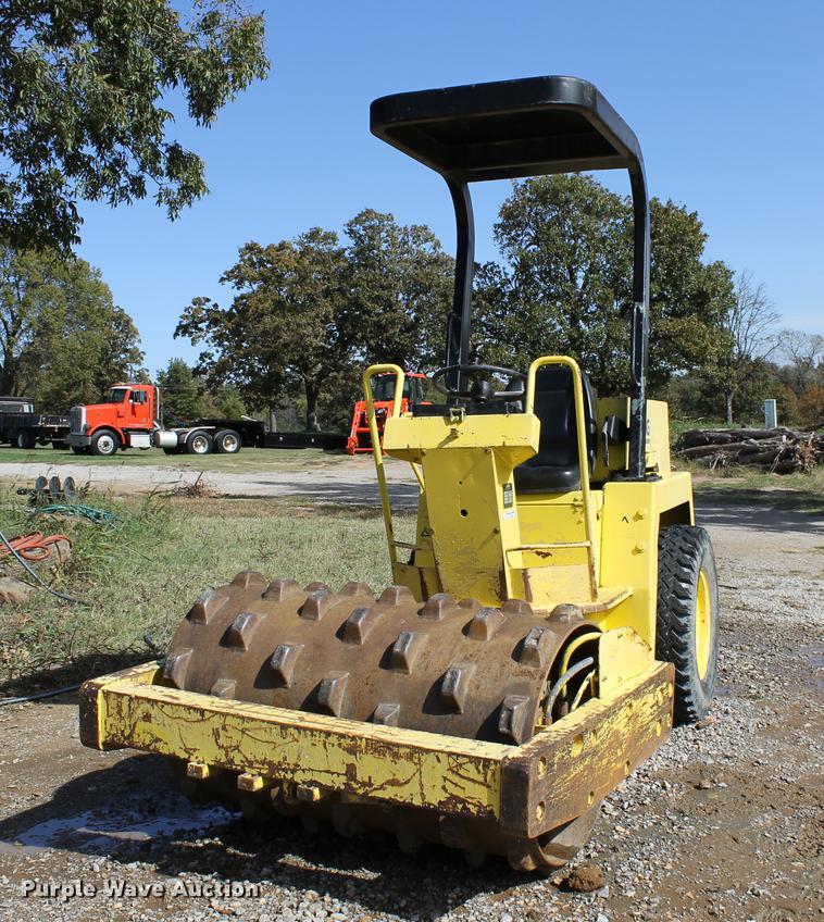 image for item ED9671 Bomag BW124PD single drum roller