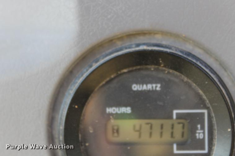 image for item ED9678 2006 Kobelco SK250LC long reach excavator