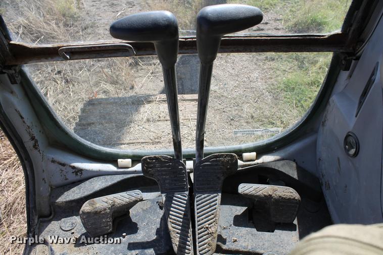 image for item ED9678 2006 Kobelco SK250LC long reach excavator