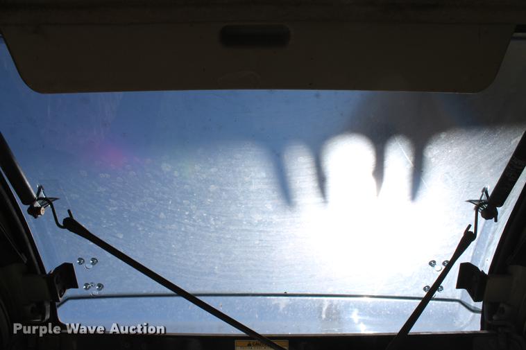 image for item ED9678 2006 Kobelco SK250LC long reach excavator