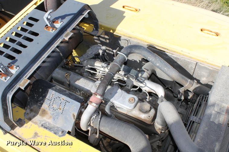 image for item ED9678 2006 Kobelco SK250LC long reach excavator