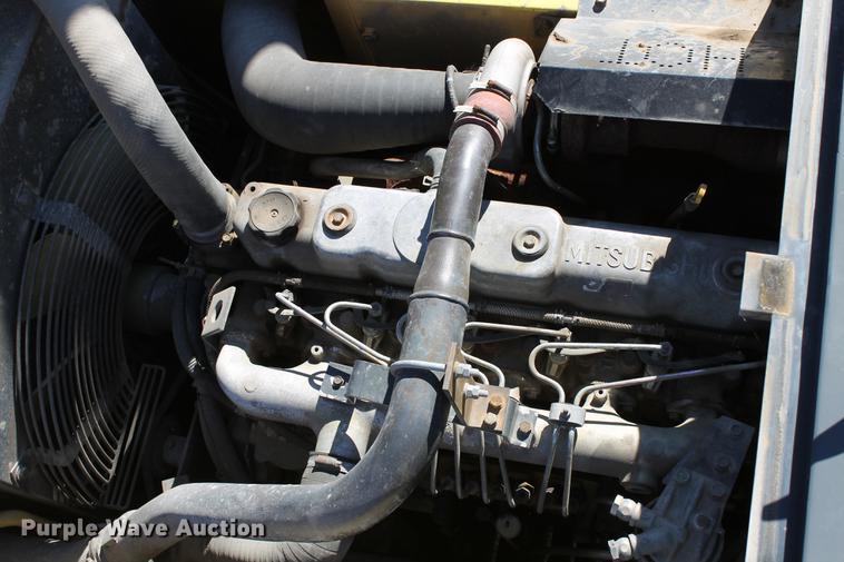 image for item ED9678 2006 Kobelco SK250LC long reach excavator