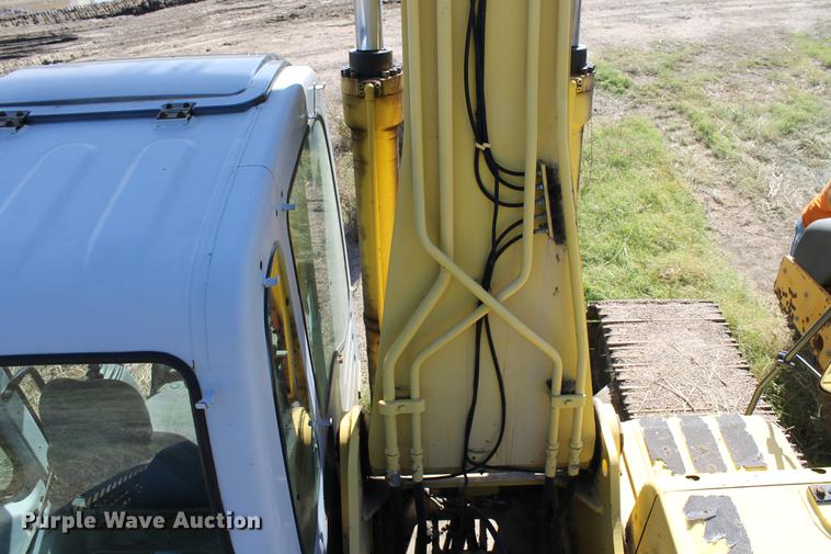 image for item ED9678 2006 Kobelco SK250LC long reach excavator