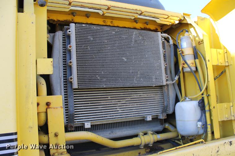 image for item ED9678 2006 Kobelco SK250LC long reach excavator