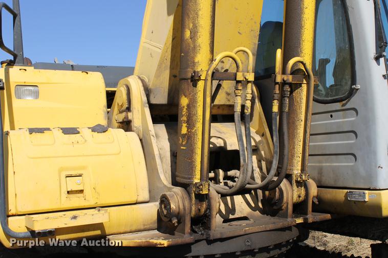 image for item ED9678 2006 Kobelco SK250LC long reach excavator