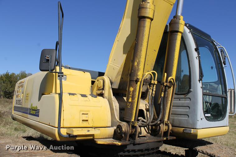 image for item ED9678 2006 Kobelco SK250LC long reach excavator