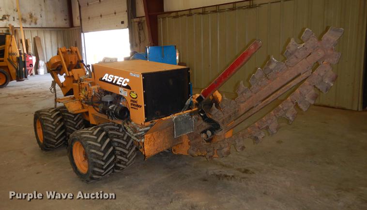 image for item EE9234 2010 Astec Maxi Sneaker Series C trencher