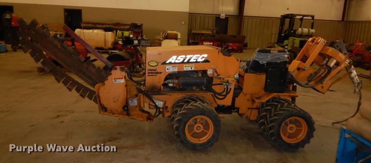 image for item EE9234 2010 Astec Maxi Sneaker Series C trencher