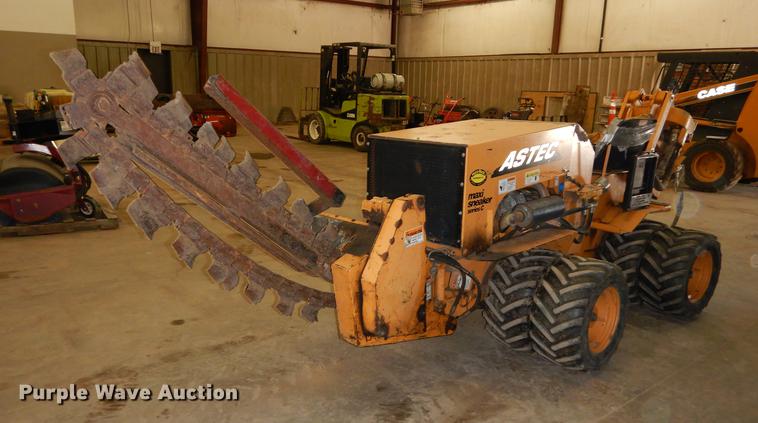 image for item EE9234 2010 Astec Maxi Sneaker Series C trencher