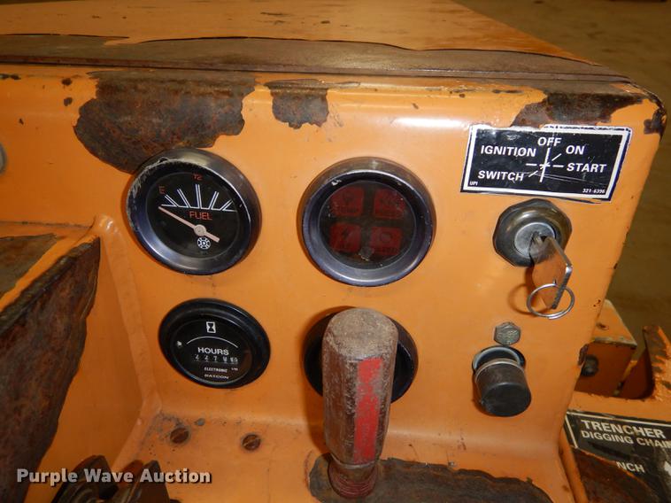 image for item EE9234 2010 Astec Maxi Sneaker Series C trencher