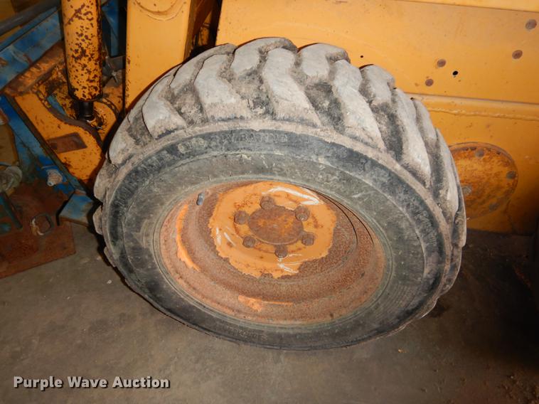 image for item EE9243 1998 Case 1840 skid steer