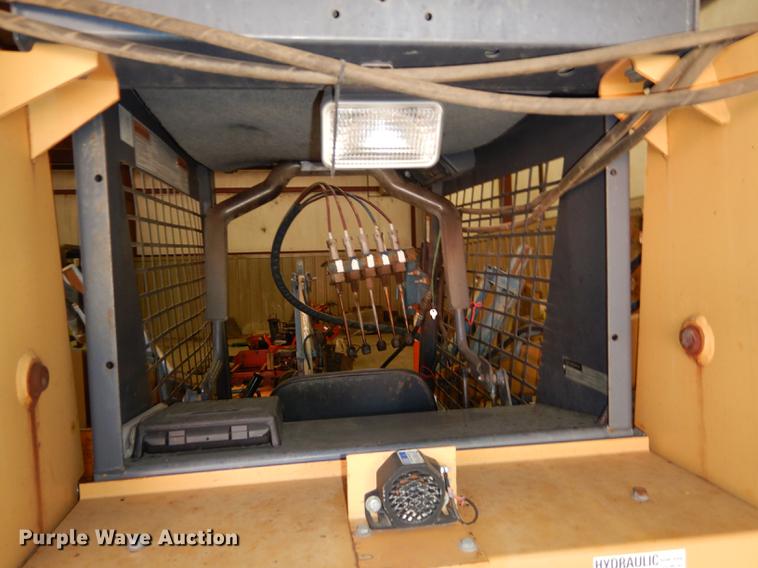 image for item EE9243 1998 Case 1840 skid steer