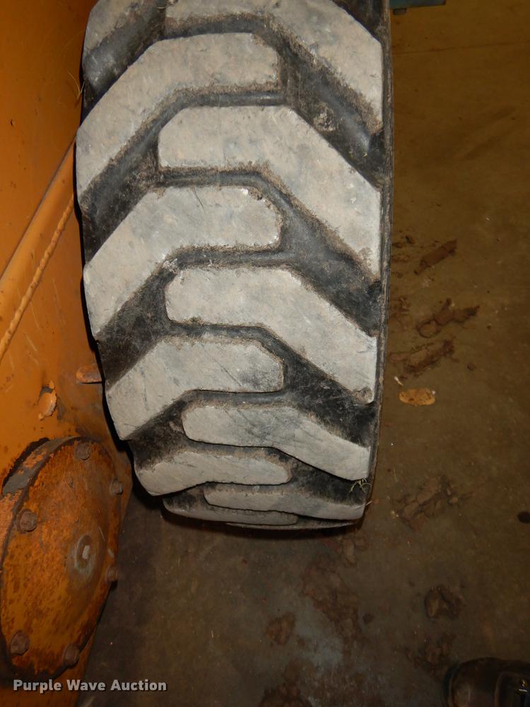 image for item EE9243 1998 Case 1840 skid steer