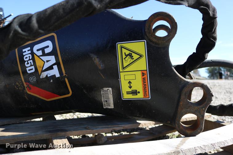 image for item EE9750 2013 Caterpillar H65D S hammer