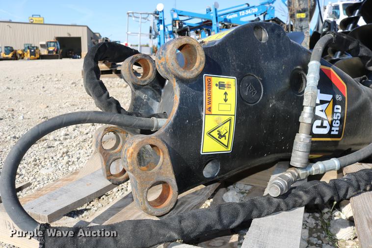 image for item EE9750 2013 Caterpillar H65D S hammer