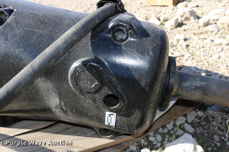 image for item EE9750 2013 Caterpillar H65D S hammer