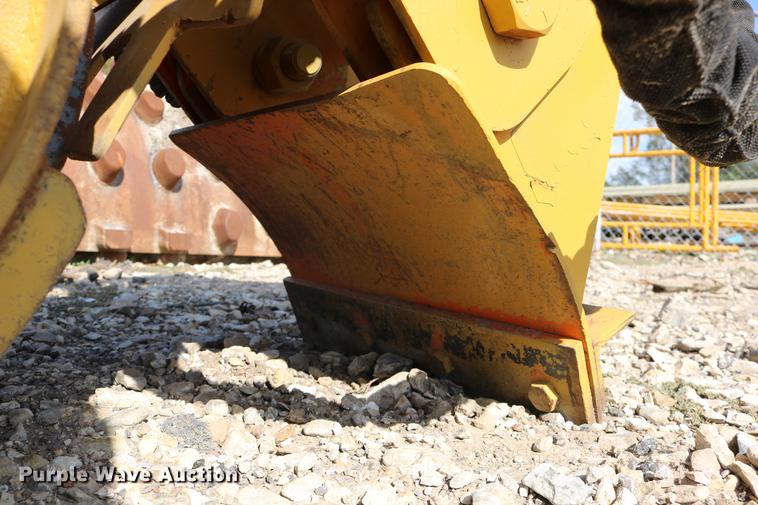 image for item EE9774 MBW vibratory roller compactor