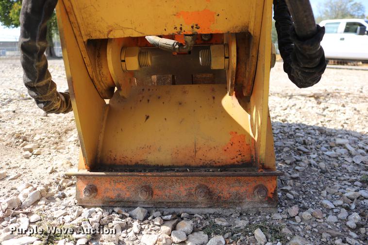 image for item EE9774 MBW vibratory roller compactor