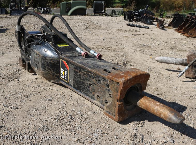 image for item EE9786 2014 Caterpillar H120ES hammer