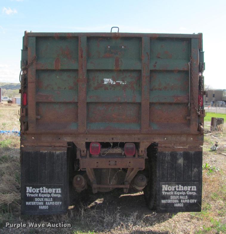 image for item J2538 1991 GMC TopKick dump truck