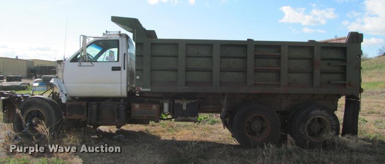 image for item J2538 1991 GMC TopKick dump truck