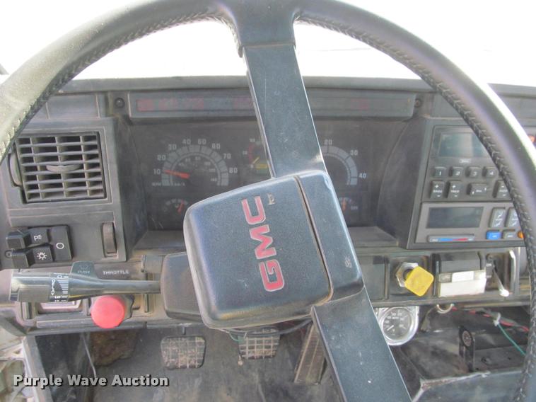 image for item J2538 1991 GMC TopKick dump truck
